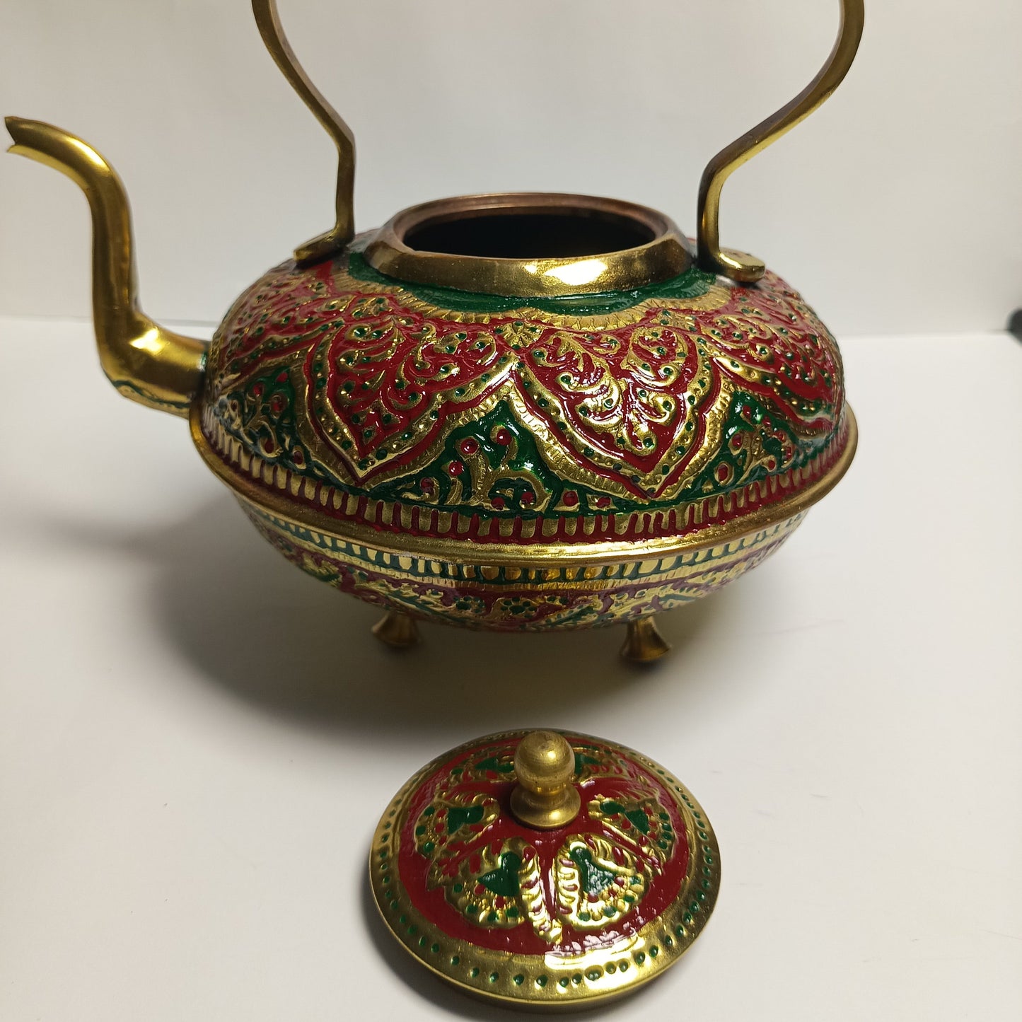 Antique Brass Teapot – A Timeless Heritage Piece