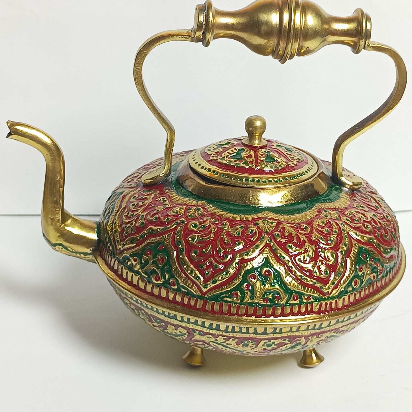 Antique Brass Teapot – A Timeless Heritage Piece